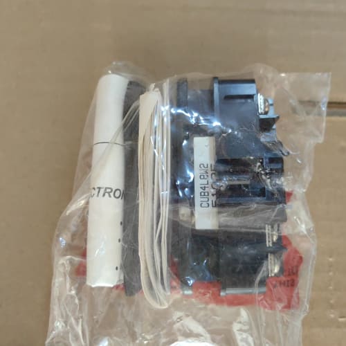 美国红狮仪表 CUB4L8W2 库存一台 欢迎选购--议价商品
