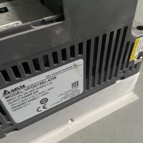 台达变频器VFD015EL43W 现货测试好1.5KW 38--议价商品