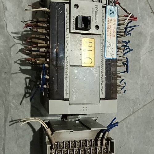 拆机维控PLC LX3VP-2416MT-A+扩展模块LX3--议价商品
