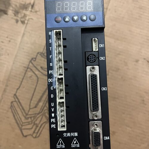 力川B2交流伺服驱动器 LB2-233002-MB133--议价商品