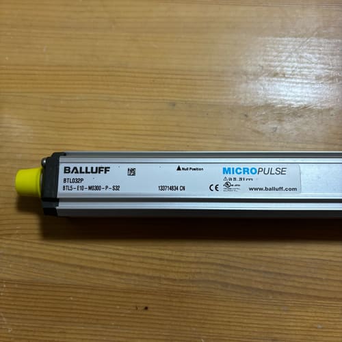 BTL5-E10-M0300-P-S32,巴鲁夫位移传感器,--议价商品