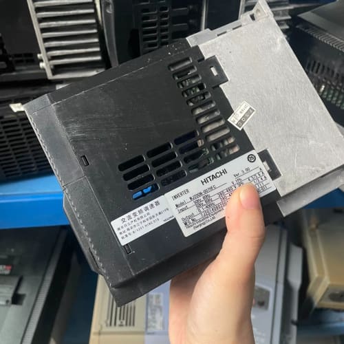 日立变频器WJ200N-007HFC 现货测试完好 几十个有--议价商品