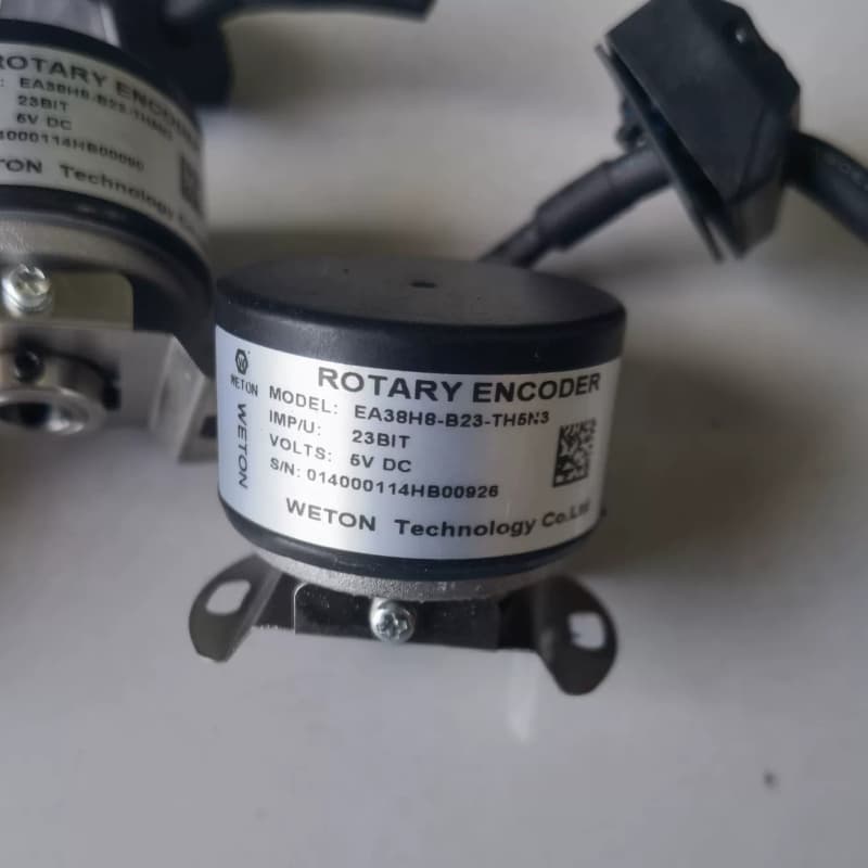 汇川编码器EA38H8-B23-TH5N3，二手拆机，实物实--议价商品
