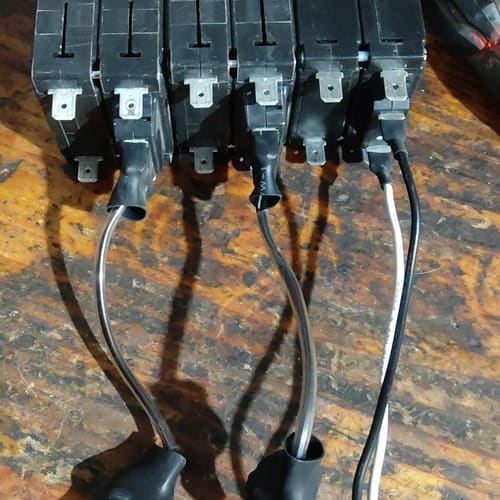 AIRPAX埃伯斯设备用断路器 如图 拆机功能正常包--议价商品