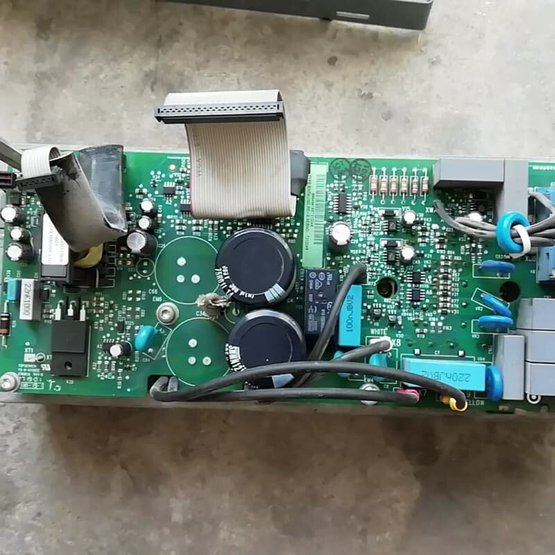 ABB变频器配件：电源板加模块ACS550-01-06A9---议价商品