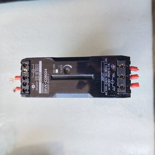 电源S8VK-C06024，拆机二手，外观成色如图。不--议价商品