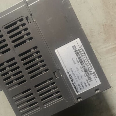 伟创变频器AC60E-S2-R75G，0.75KW拆机成色如--议价商品