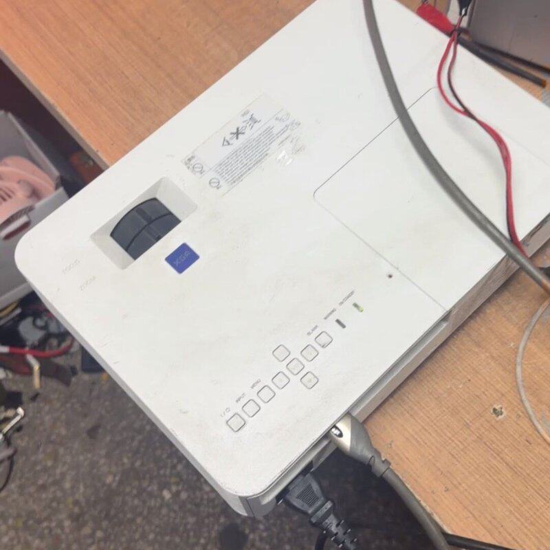 索尼VPL-DX220投影仪--议价商品