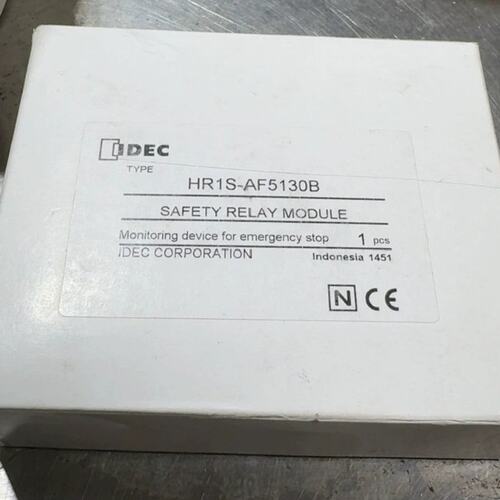 IDEC和泉安全继电器HR1S-AF5130B，HR3S-3--议价商品