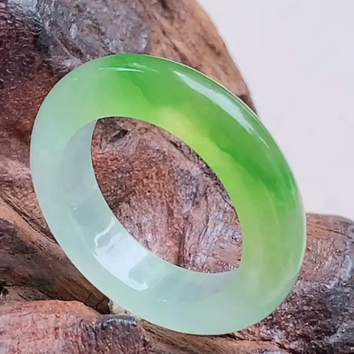 缅甸天然A货翡翠戒指 精雕老坑冰种冰黄加绿戒指戒圈口16.6