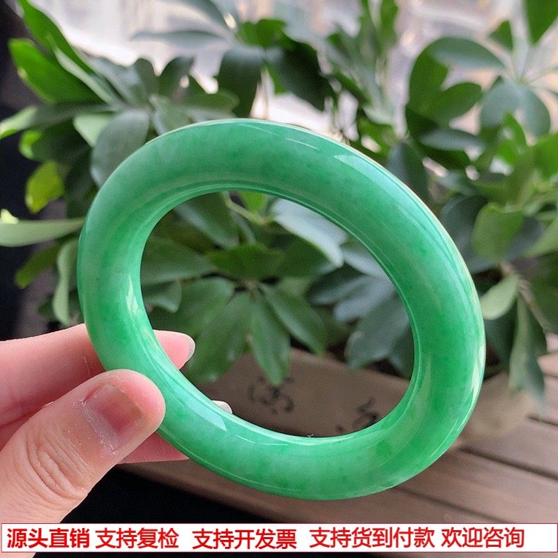 缅甸A货天然翡翠 老坑冰种满绿阳绿胖圆条手镯57-58圈口