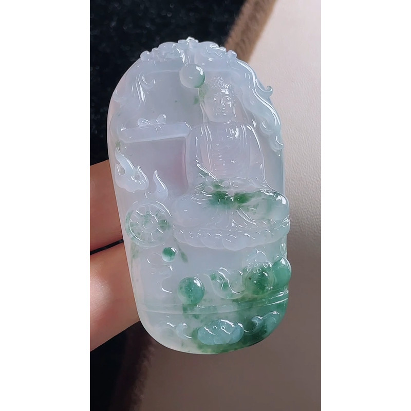 缅甸天然A货玉石翡翠 老坑冰种飘花大日如来吊坠