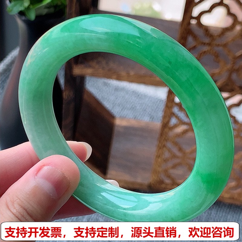 缅甸A货天然翡翠 老坑冰种满绿阳绿胖圆条手镯57-58圈口