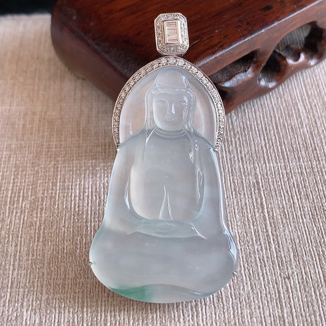 缅甸天然A货玉石翡翠 老坑冰种 手工精雕 18K金伴钻飘花观音吊坠