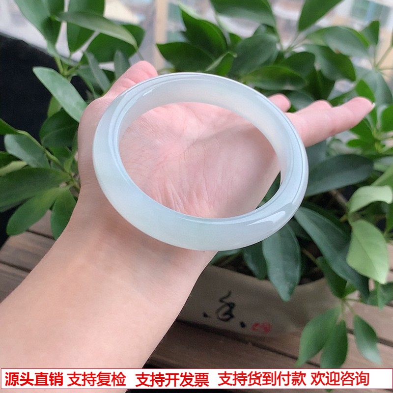 缅甸A货天然翡翠 老坑冰种白月光正装正圈手镯60-61大圈口