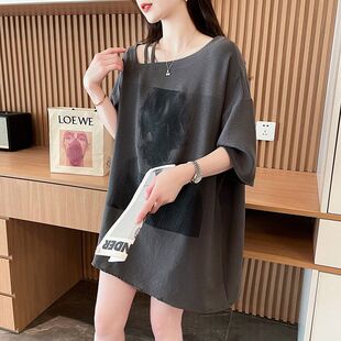 2025新款 T恤女夏季 宽松显瘦胖mm上衣女 印花露肩设计感短袖 大码