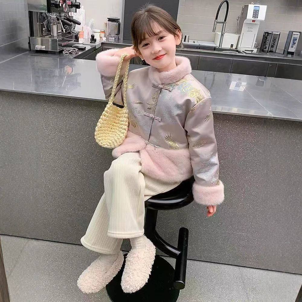 女童冬季加绒浅粉秋冬新款中国儿童中式2025宝宝拜年棉袄国风