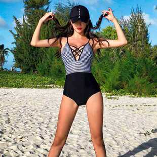 韩国黑白拼接性感深V高腰三角连体泳衣 女高腰小胸显瘦露背温泉