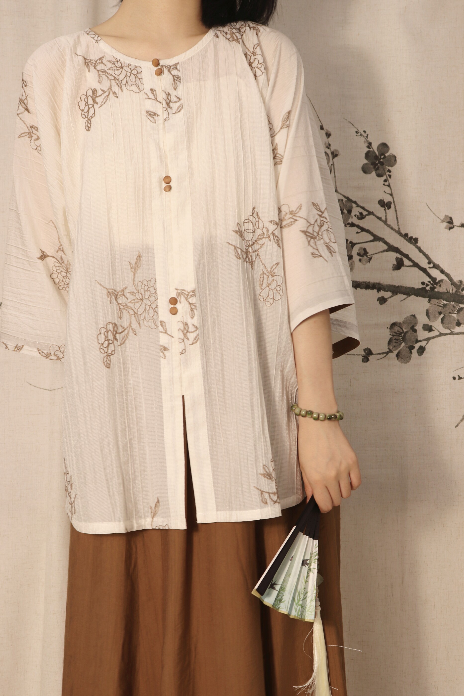 SHANG SHANG ZHE HUA 일일 봄 여름 QIU MING HANFU 자수 텐셀 라운드 넥 반팔 짧은 셔츠 MADE IN TANG