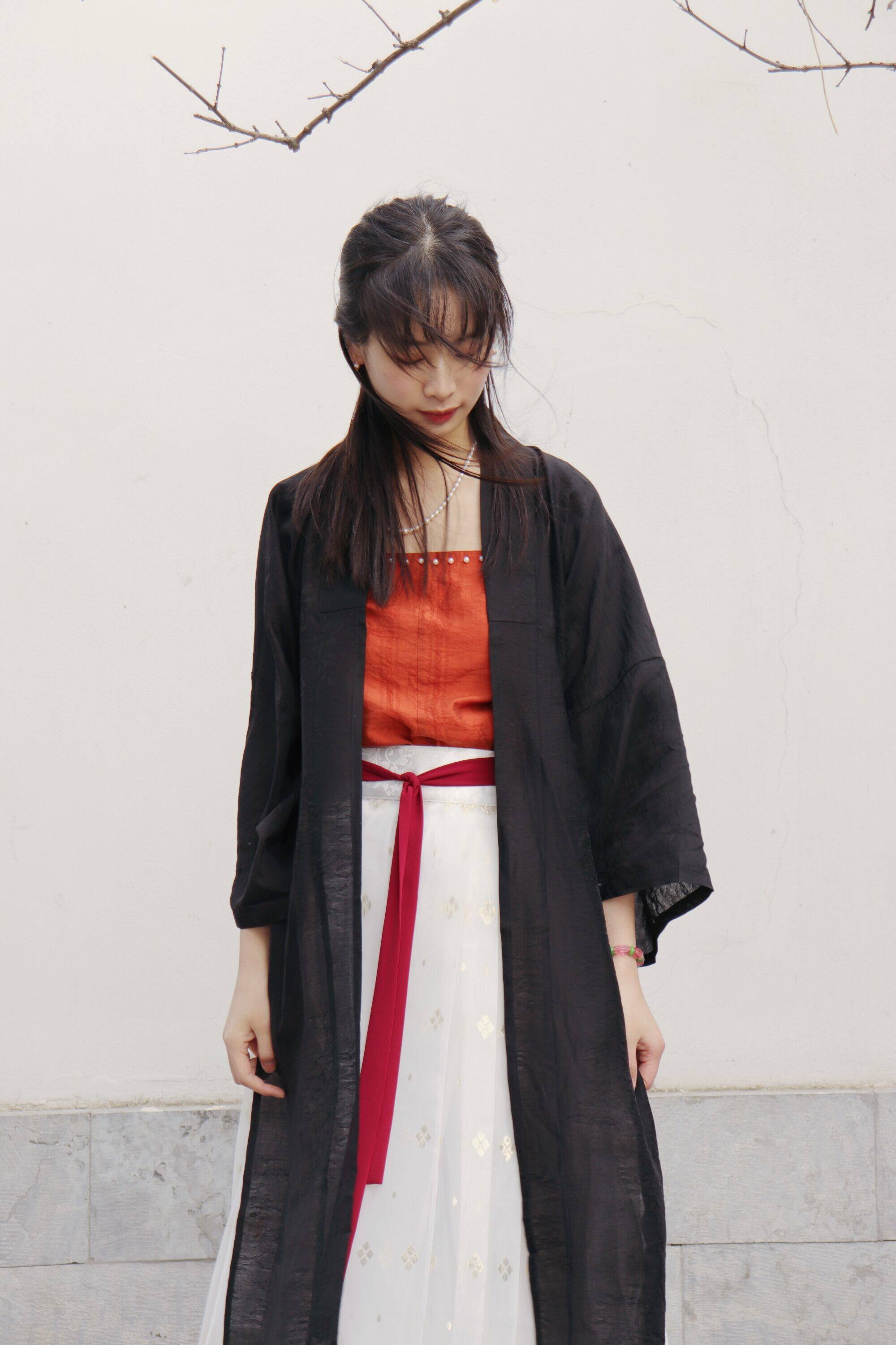 SHANG SHANG ZHE HUA MO XIA QIU MING 스퀘어 칼라 블라우스 송나라 스트레이트 칼라 더블 옆을 터놓은 부분 비행기 소매 접이식 칼라 긴 블라우스 HANFU