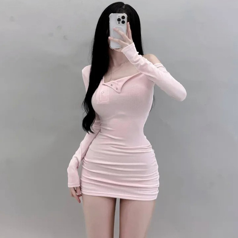 韩国辣妹纯欲性感不对称单边露肩修身显瘦长袖打底连衣裙包臀短裙