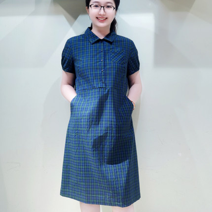 YUN韫格纹连衣裙女2025夏季新款女翻领半开扣中长款直筒A字裙5718