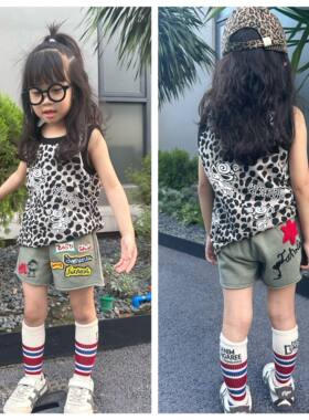 夏季新款黑超潮牌豹纹满印儿童背心日系奶嘴童装女童宝宝无袖上衣