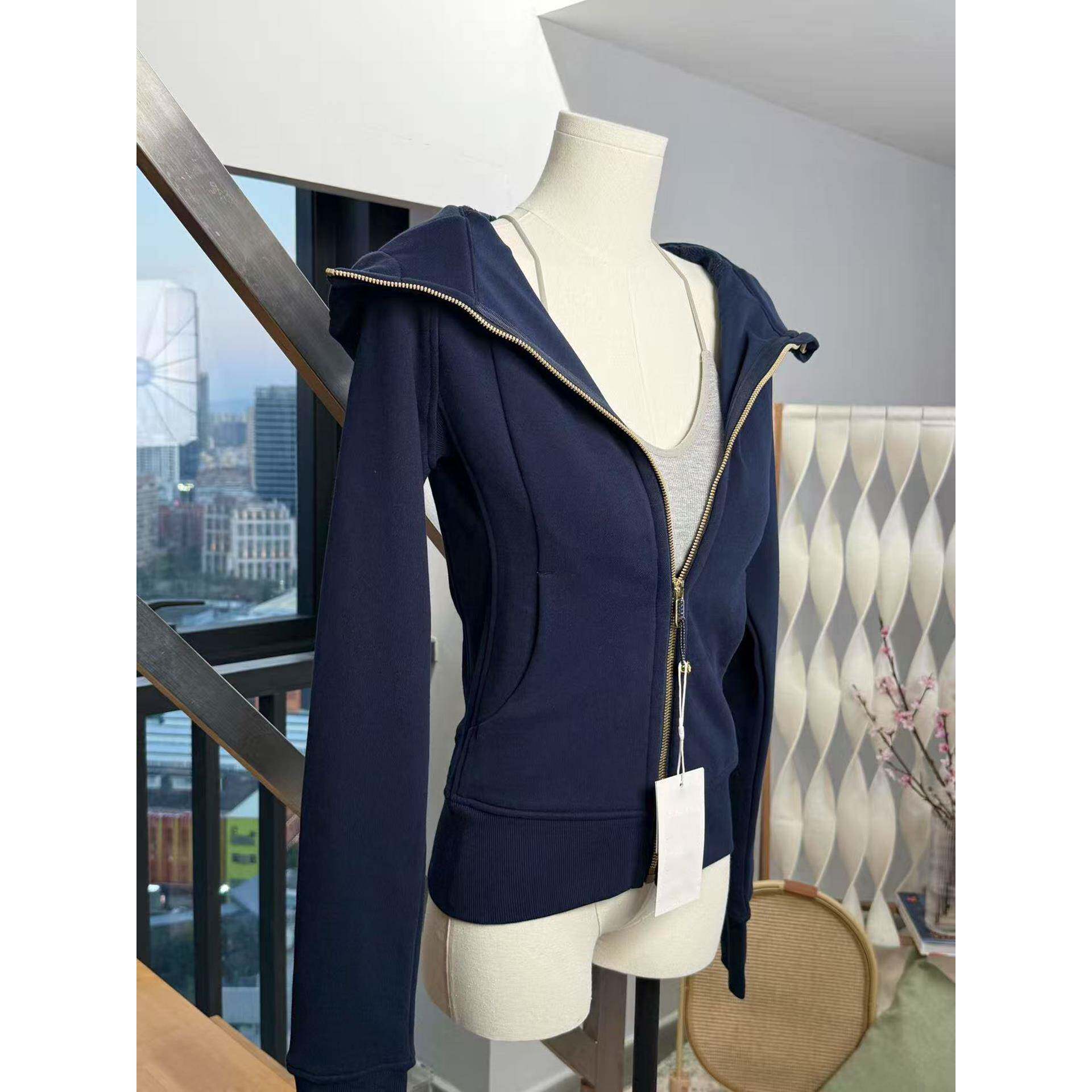 藏青色修身卫衣外套女款初秋季正肩收腰紧身上衣连帽瑜伽服小个子