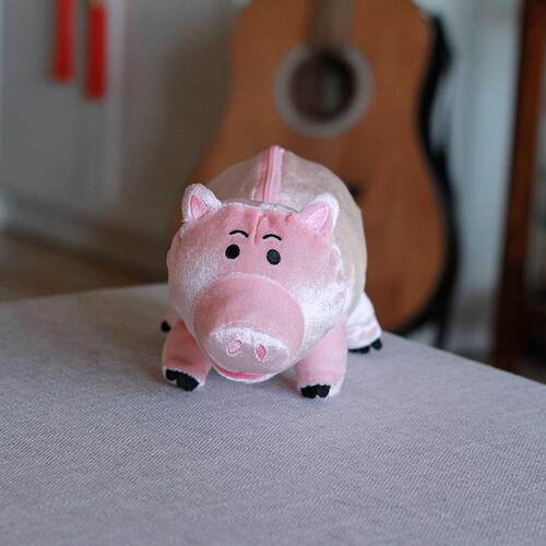 形象还原手感舒服还能放东西