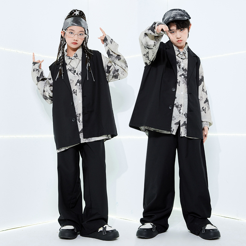 街舞儿童潮服演出服hiphop定制西装马甲套装男童童装女爵士舞走秀