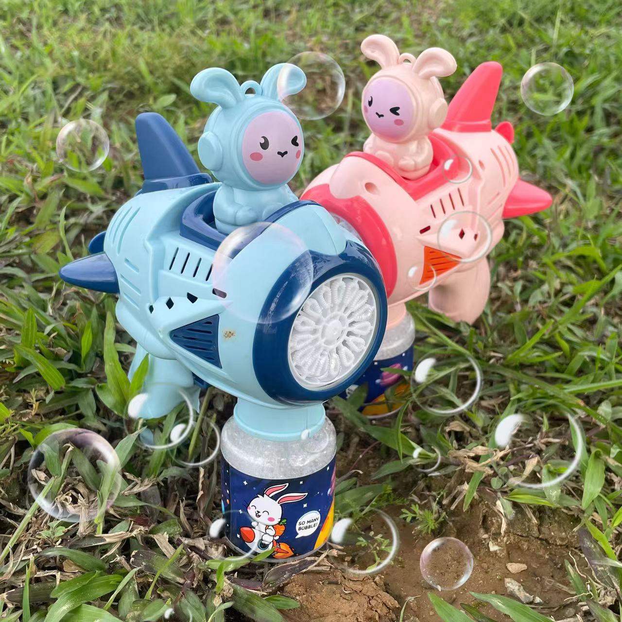 抖音15孔泡泡机太空兔宇航员玩具全自动儿童加特林电动吹泡泡