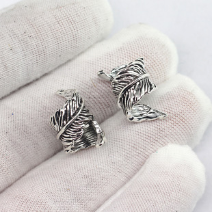 合金藏银羽毛隔珠大孔羽毛刀坠 编织手绳手链项链做旧穿孔隔珠