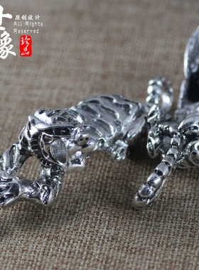 合金老虎野猪牙套吊坠 熊虎牙大猫牙套挂件 男款大号獠牙套子