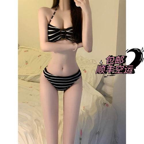 纯欲拍照抹胸条纹三点式温泉泳装