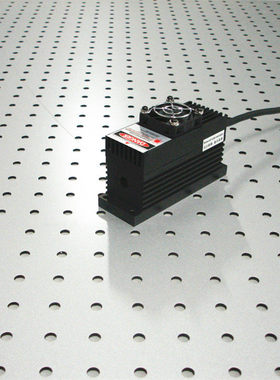 470nm蓝光半导体激光器3500mW7W12W15W20W26W40W可加耦合光纤输出