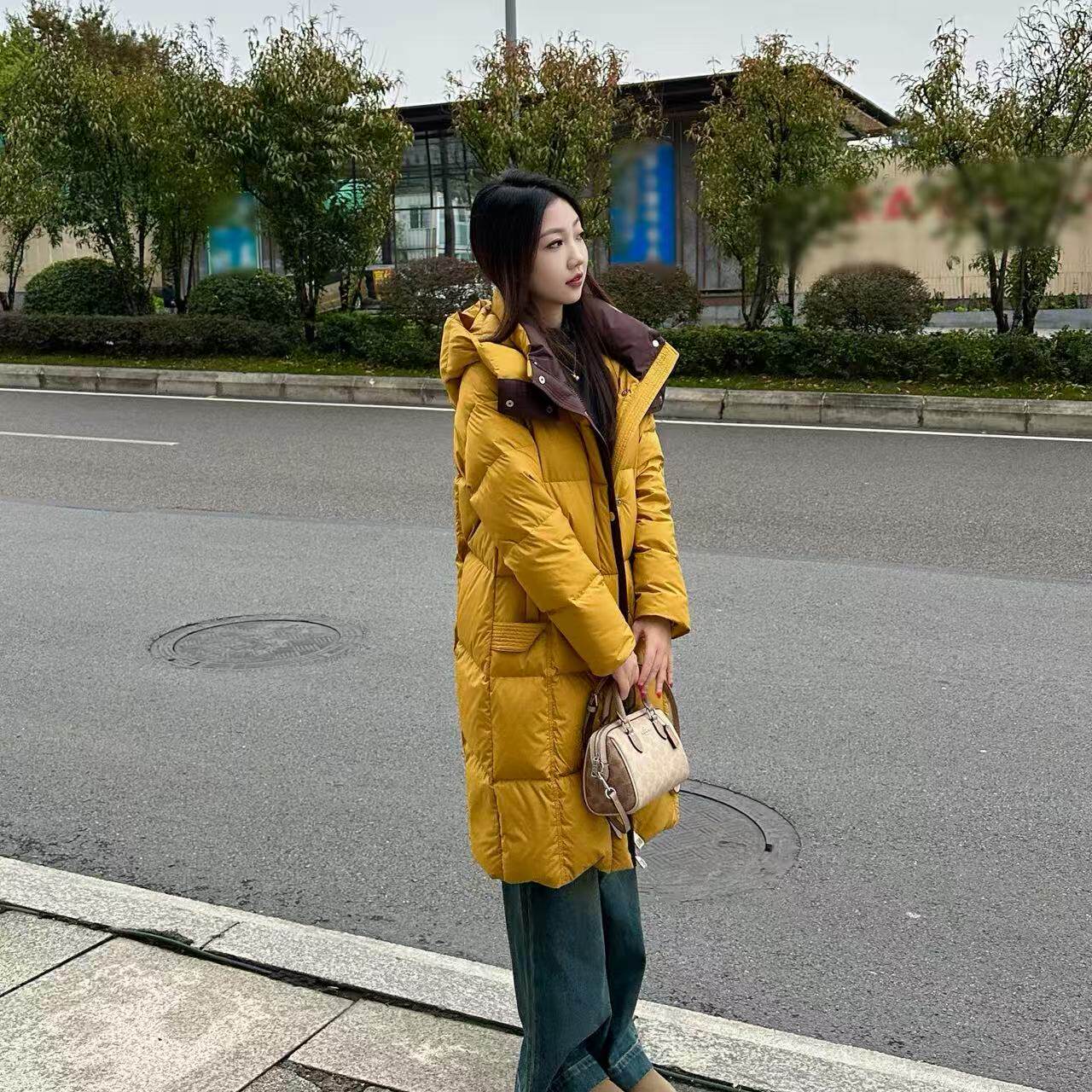 小个子拼色90白鸭绒连帽羽绒服