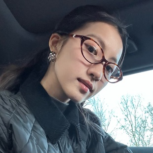 复古简约高级感可配近视玳瑁超轻椭圆眼镜架女珍珠方圆脸装 饰显瘦