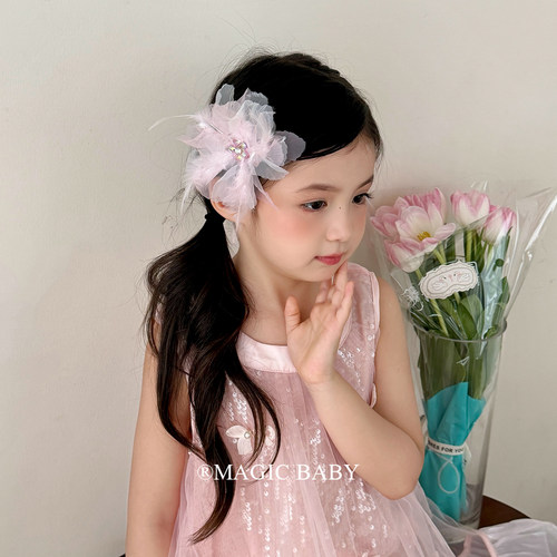 女童超仙粉色花朵羽毛发夹氛围感水钻公主发夹儿童六一表演头饰女