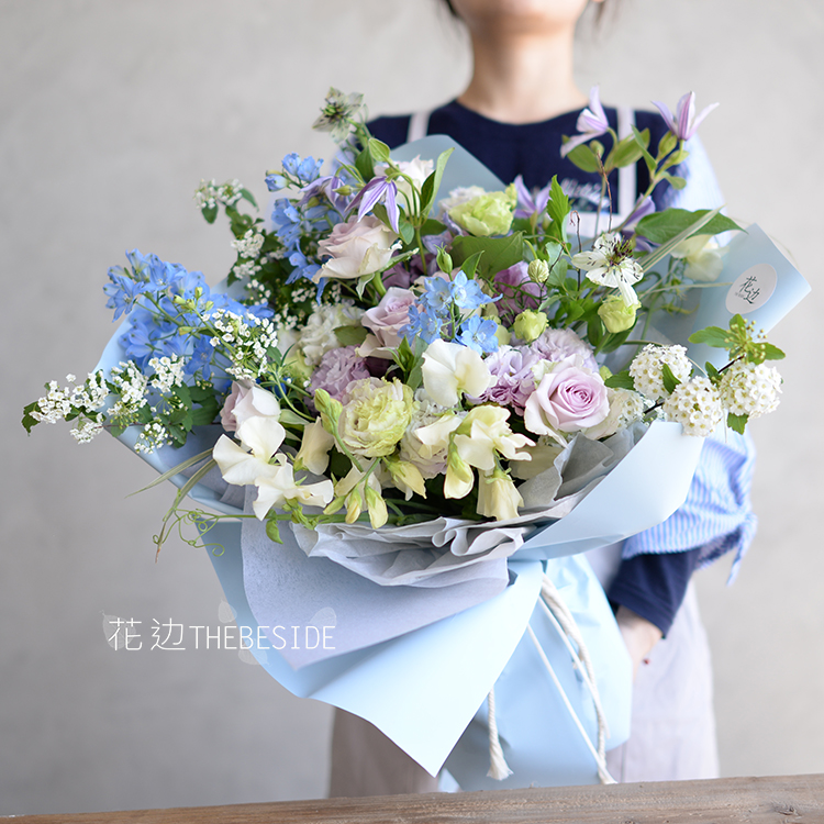 铁线莲法式浪漫礼物鲜花束