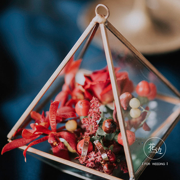 花边THEBESIDE 婚礼花艺布置 鲜花戒枕创意戒指托交换戒指托盘