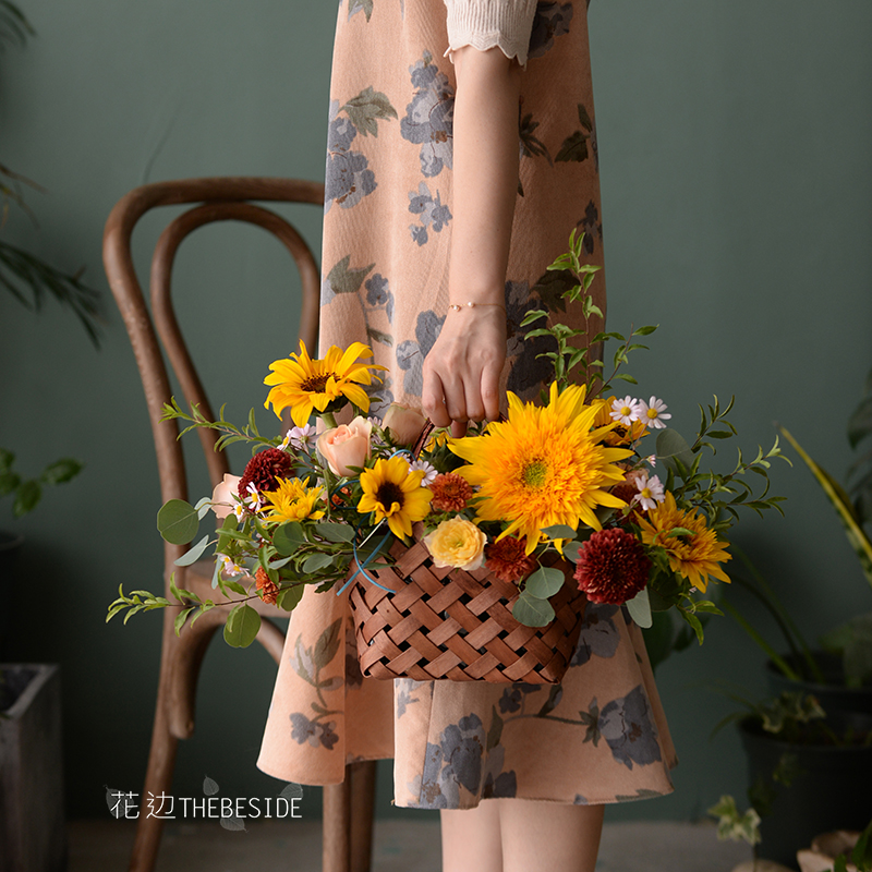 教师节向日葵花篮送长辈