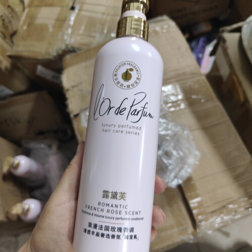 注意日期  露黛芙修护顺滑玫瑰护发素450ml