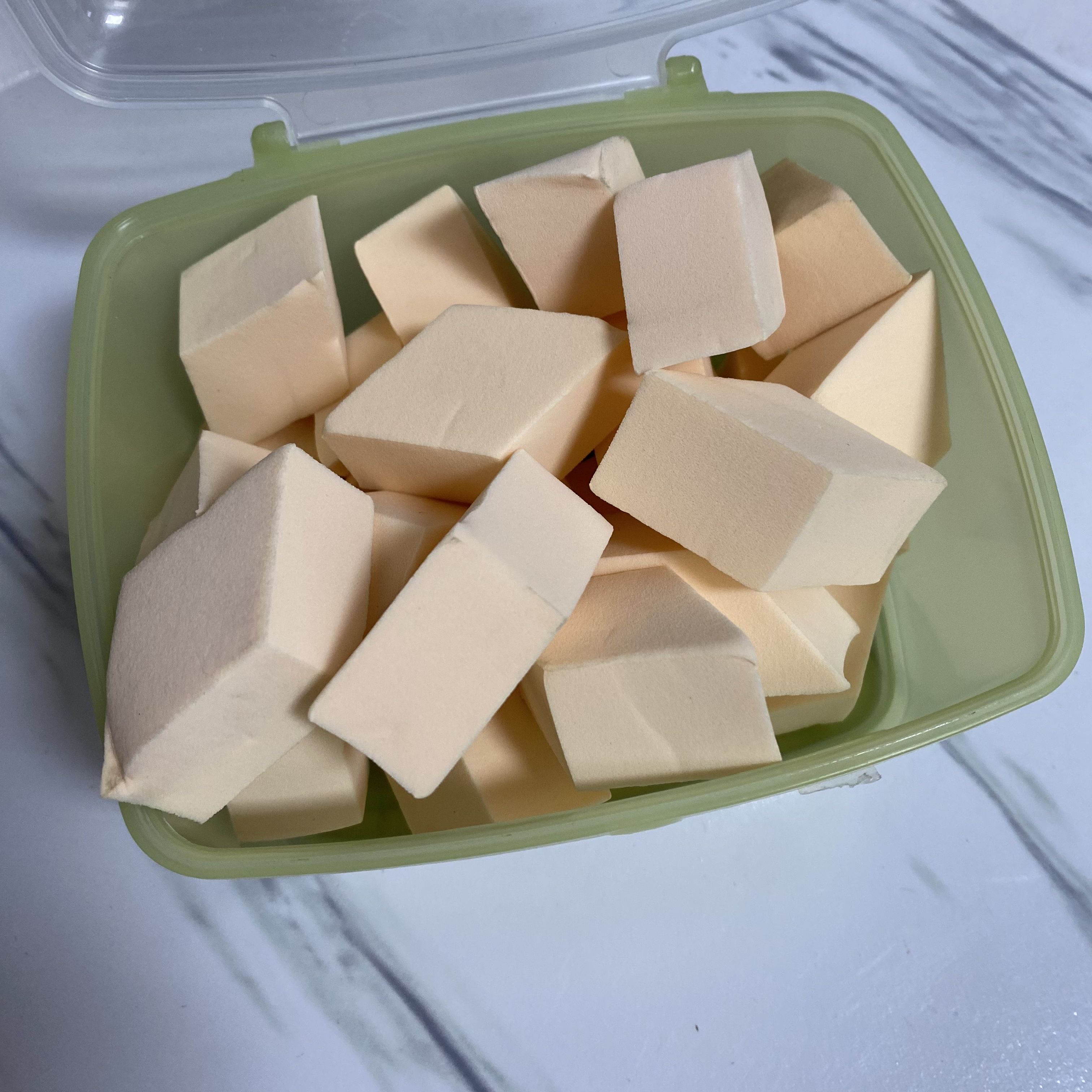 一盒25个/干湿两用菱形粉扑海绵美妆蛋bb霜散粉饼专用不吸粉