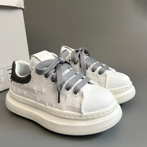 潮流复古破坏风增高男鞋厚底白色运动板鞋2025秋季透气小众潮鞋