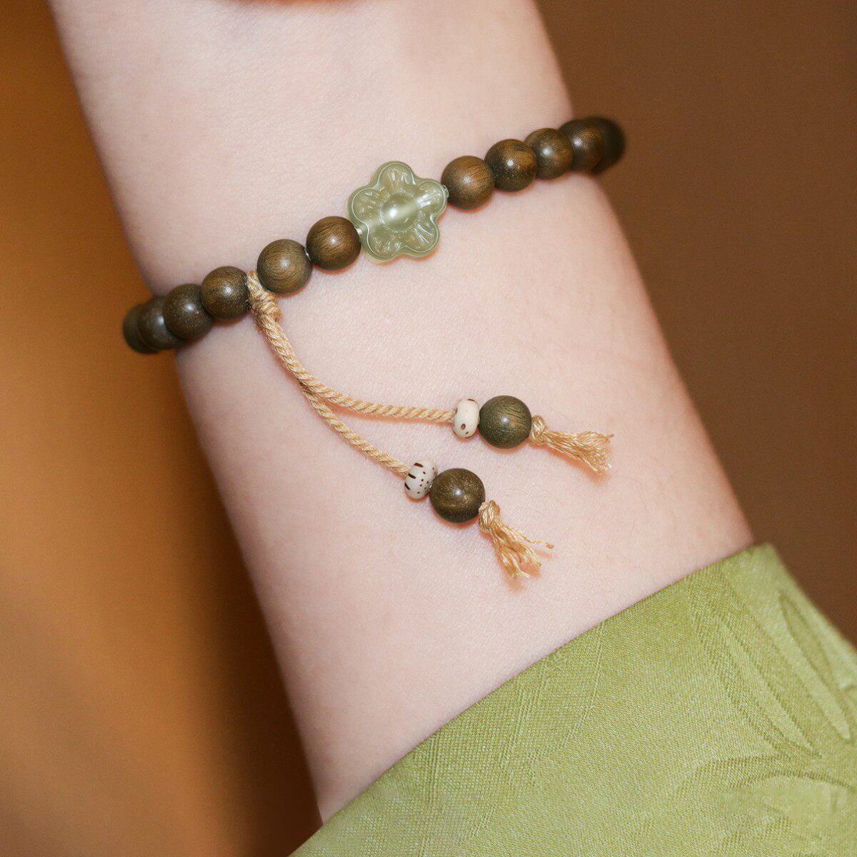 忘忧为晚天然绿檀木手串女款和田玉星月菩提绝美小众手链转运串珠