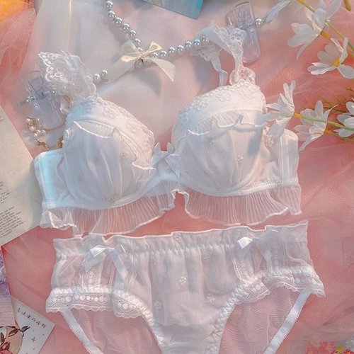 lolita公主风内衣女甜美可爱蕾丝小胸聚拢无钢圈加厚文胸套装