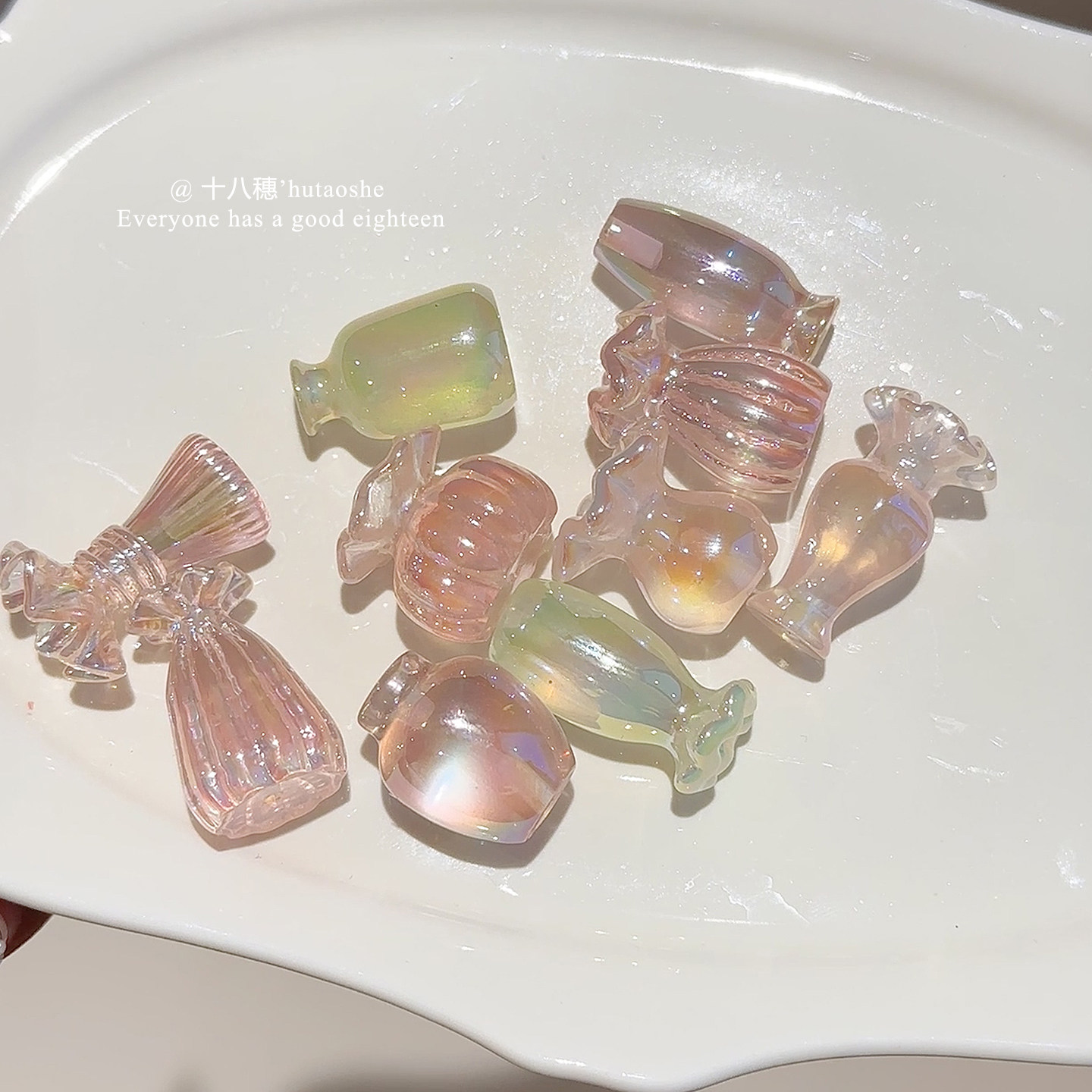 炫彩梦幻迷你花瓶罐子小摆件微观造景装饰品电脑桌面工位装饰摆件,家居饰品,装饰摆件,淘宝优惠券,粉丝福利购,淘宝优惠卷