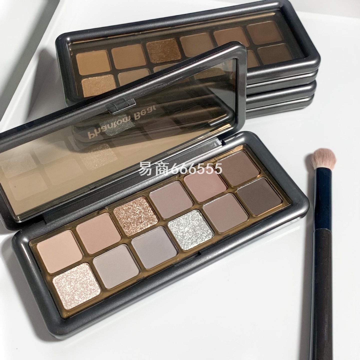 PhantomBear幻影小熊十二色眼影