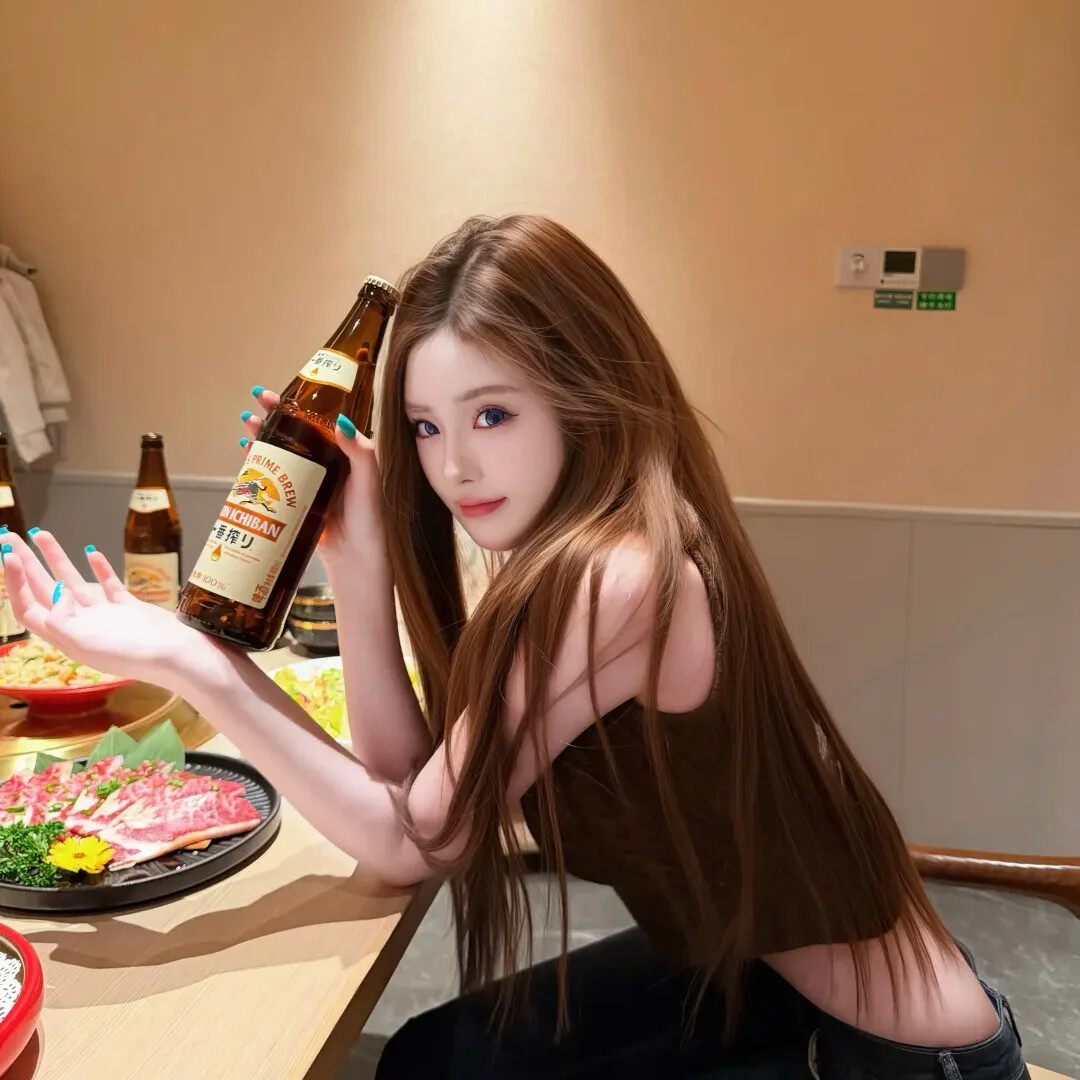 纯手工穿戴甲短款美甲贴片可拆卸假指甲超显白蓝色高级感秋冬新款