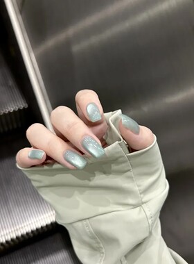 纯手工高级穿戴甲湖蓝色纯欲玻璃珠猫眼短款清冷感显白美甲可拆卸